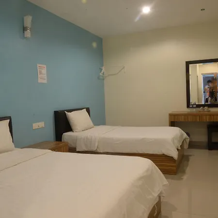 Brezza Hotel Lumut-2